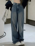 Vintage Faded Wash Straight Leg Boyfriend Jeans-Outfit