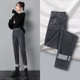 Fongt Fall 2024 Model Is Loose And Skinny Turdad Pants-Outfit