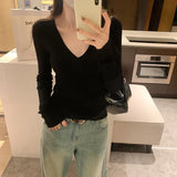 Wind Black Thin V-Neck Knitted Sweater Women's Autumn And Winter New Ins100 Long-Sleeved Blouse-Outfit