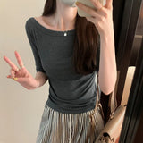 Solid Color Word Shoulder Slim Shows The Thin Bottom Shirt The Girl Autumn New Design Sense Middle Sleeve T-Shirt Hot Girl Blouse-Outfit