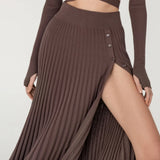 Fongt And Winter 2023 Explosion Of The Hobling Sweater 100 Folded Skirt Tied With Woolen Suit
