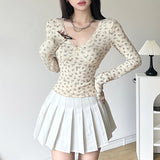 Flower Lace Lace V-Collar Long-Sleeved T-Shirt Female 2024 Spliced Small Bow Slim Bottomed Blouse-Outfit
