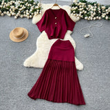 Fongt Two-Piece Skirt 2025 Summer High-End Short-Sleeved Knitted Top High-Waisted Splicing 100-Folded Skirt