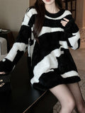 Fongt Wind Bottom Sweater Women's 2025 New Zebra Pattern Loose Retro Trendy Knitted Skirt