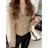 New Round-Necked Purple Sweater In Early Autumn Is Loose And Wears A Sweater Coat.-Outfit